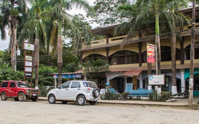 Plaza Royal Apartments