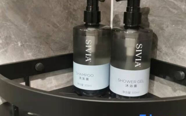 TRUE GO Hotel X (Beijing Guomao Sihui Subway Station)