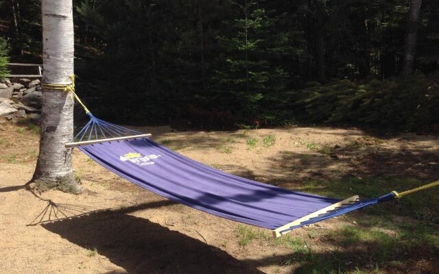 Algonquin Lakeside Inn