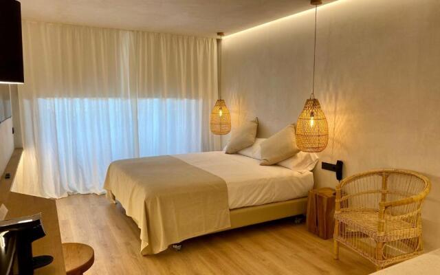 S Estancia Suites