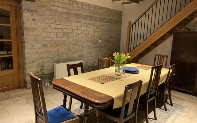 Beautiful Barn Suite, E Pennard, Near Glastonbury