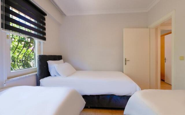 Peaceful Flat with Shared Pool in Camyuva Kemer