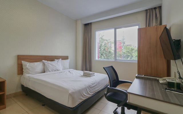 Aranis Hotel