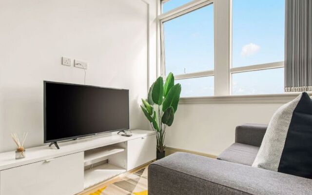 Harrow Apartments