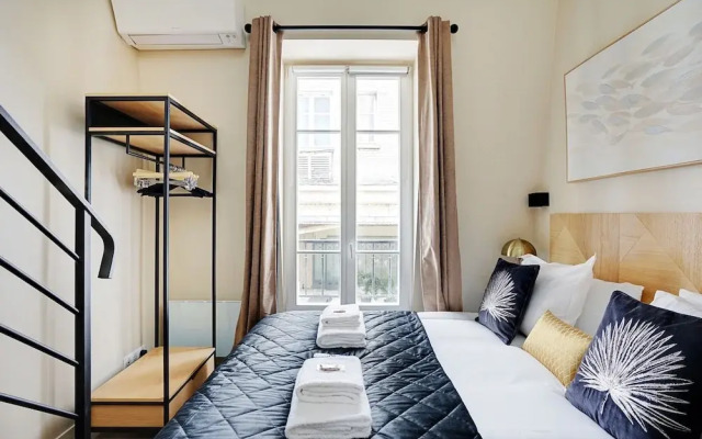 Cottage With 2 Rooms in Batignolles