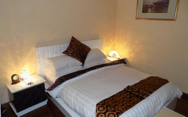 Caravel Suites