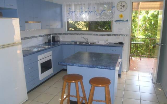 Immaculate First Floor Waterfront Unit - Welsby Pde, Bongaree