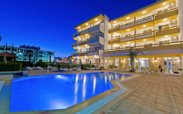 Trianta Hotel Apartments