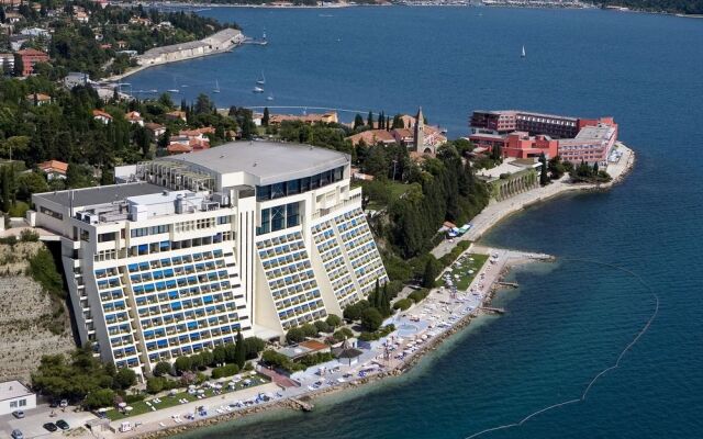 Grand Hotel Bernardin 5*