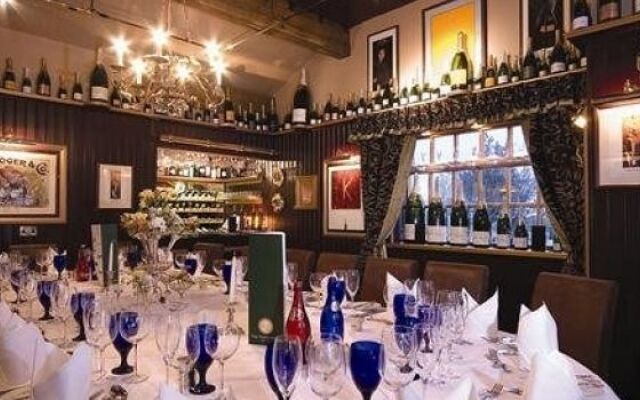 Three Acres Inn & Restaurant
