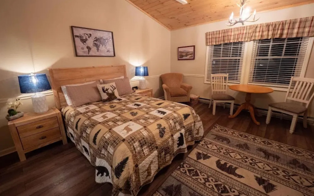 The Snowshoe Lodge