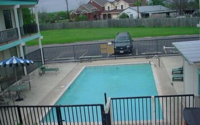 Travel Inn Lackland Seaworld