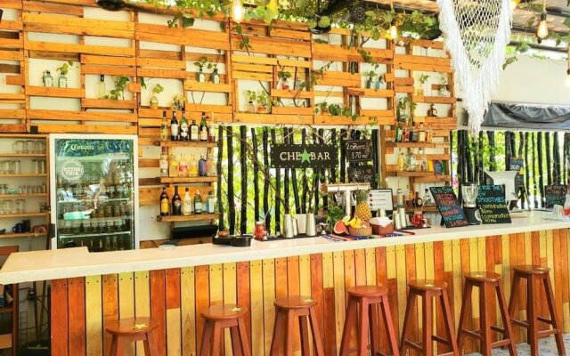 Che Tulum Hostel & Bar