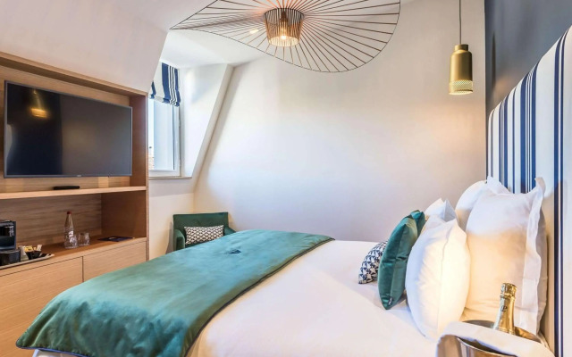 MADISON Saint Jean de Luz - Handwritten Collection