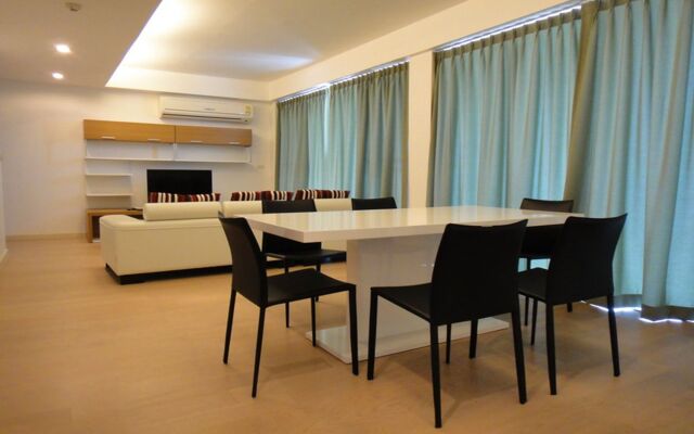 Chan Residence Hua Hin