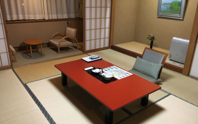 Akayu Onsen Gotenmori