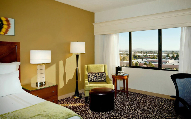 Delta Hotels by Marriott Phoenix Mesa