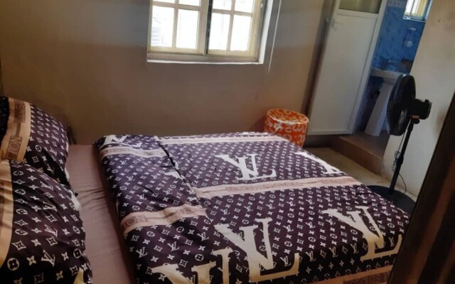 Remarkable 2-bed Apartment in Lagos