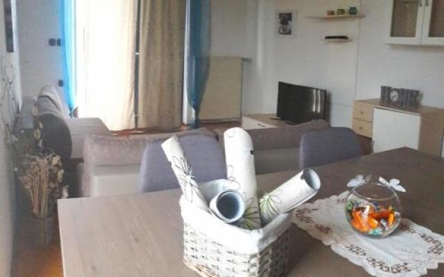 Apartments Mihael and Melani