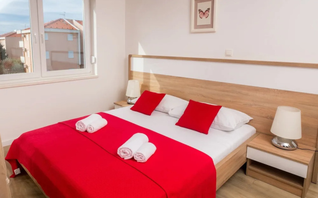 Apartments & Rooms Danivan Pool Villas