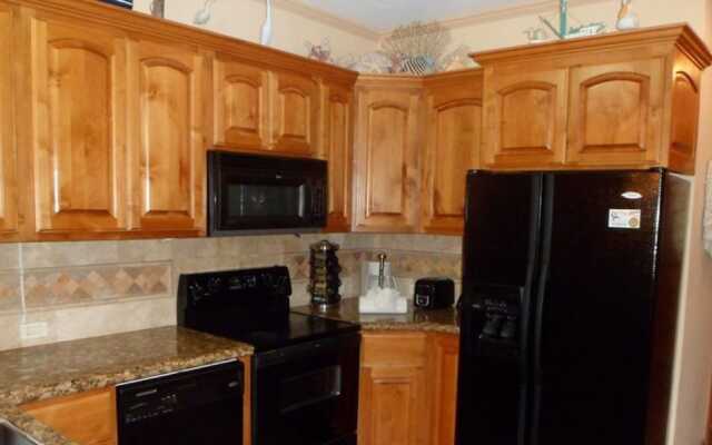 Casa Blanca 2BR CB 105-v by Casago