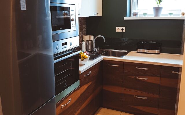 Stawowa Apartment with private garage