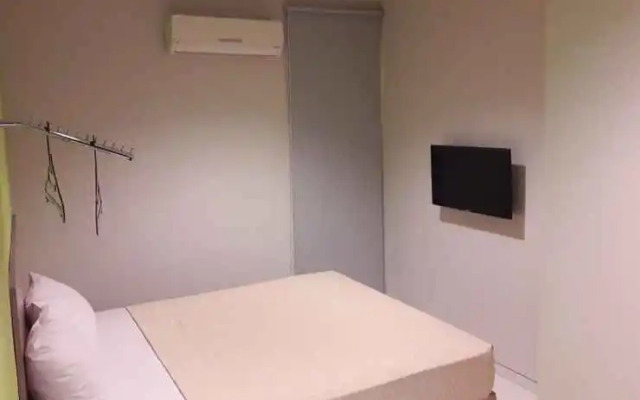 Mango Homestay Klampis Harapan