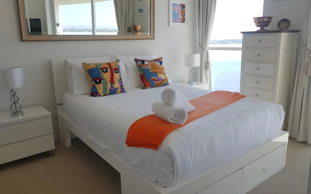 Crystal Bay on the Broadwater