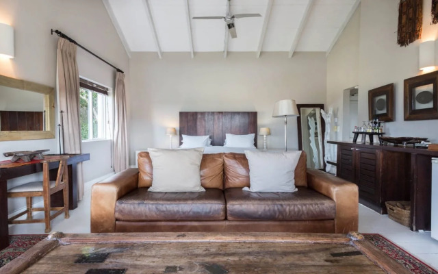 Emily Moon River Lodge