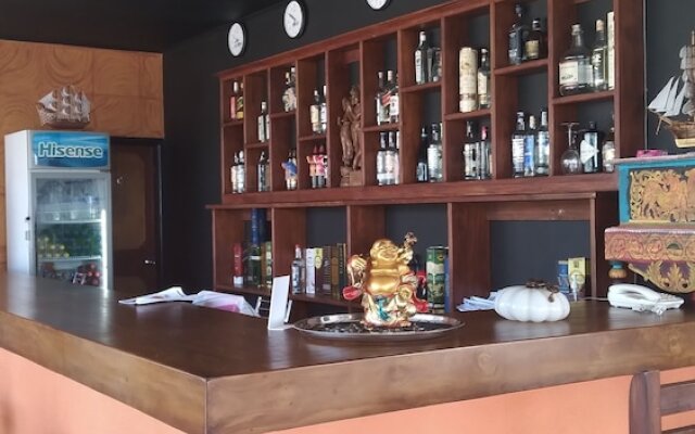 Sea Breeze Hotel Ambalangoda