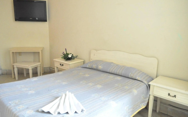 Hotel Metropolitan I