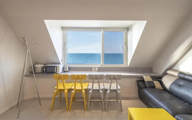 Boryeong Lehouse Pension