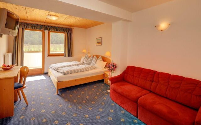Hotel Tyrol