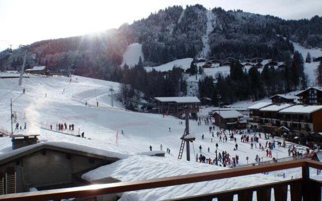 Appartement La Clusaz, 2 pièces, 4 personnes - FR-1-437-52