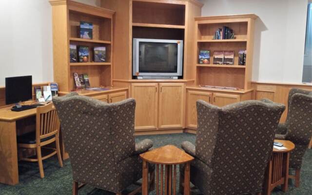 Sugarloaf Mountain Motel