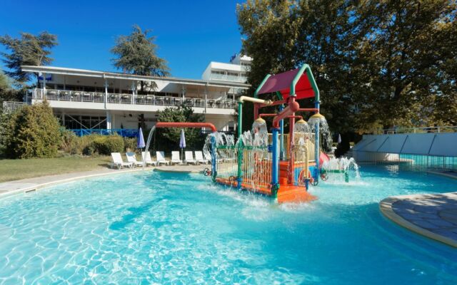 Hotel Sandy Beach
