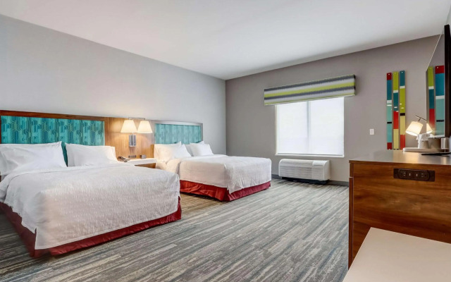 Hampton Inn & Suites Cincinnati Midtown Rookwood