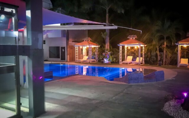 Sara Suites Ixtapa