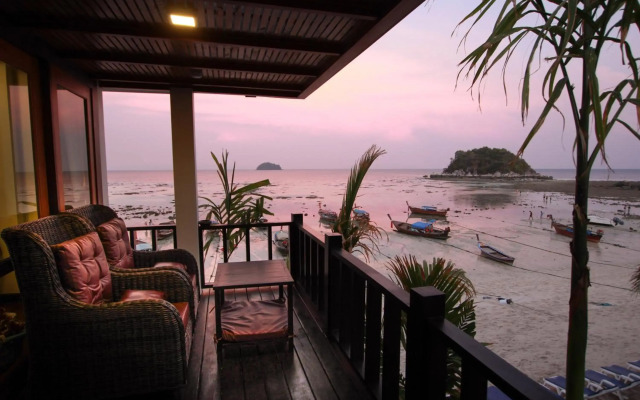 Cabana Lipe Beach Resort