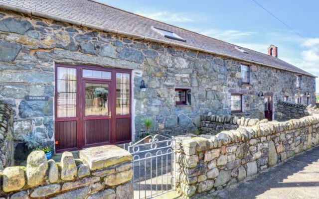 Holiday Home Sgubor y Rhyd