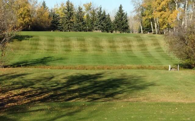 Dunvegan Inn and Suites