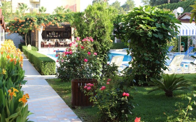 Hulusi Hotel