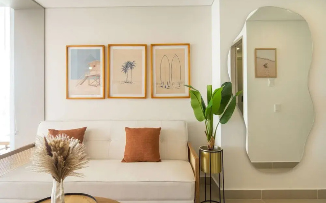 w Elegant 1BR in Crespo