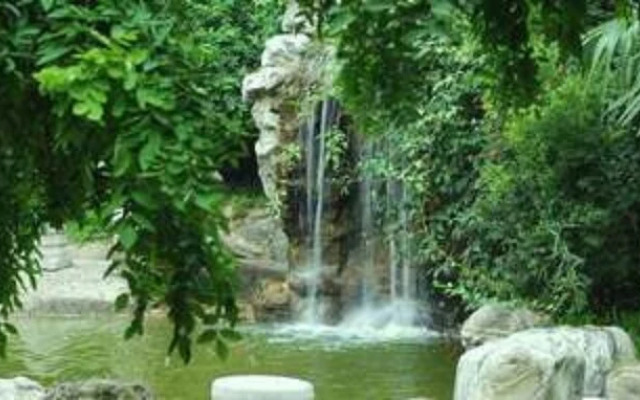 Le Garden Hotel