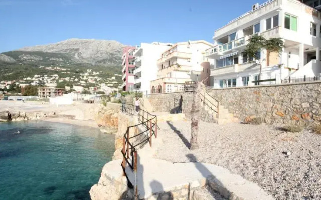 Apartments Bravo