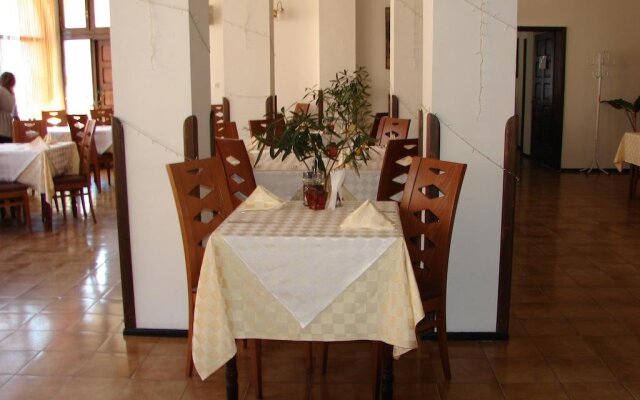 Hotel Tzarev Vrah