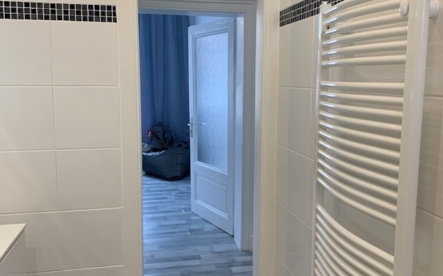 Modern Apartment City Center