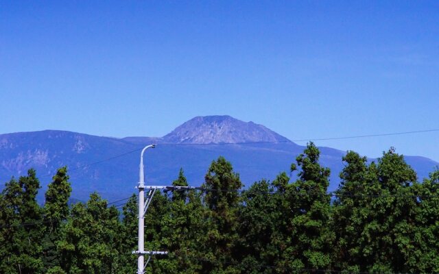 Lake Hills Resort Jeju