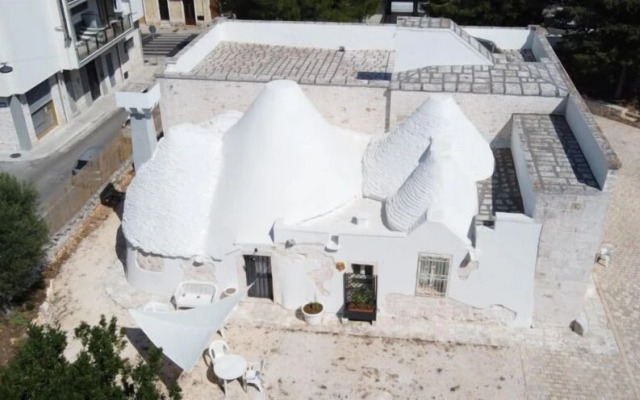 Dimora Palmisano Villa & Trulli