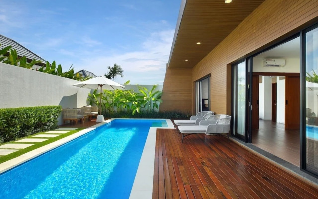The Claremont Luxury Villas
